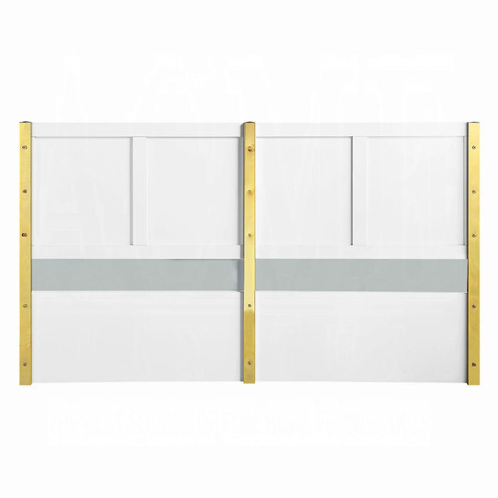 ACME Gaines Queen Bed - Bed & Sofa Hub