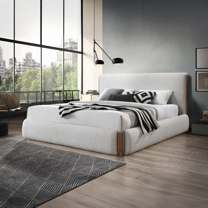 ACME Sandro Queen Bed - Bed & Sofa Hub